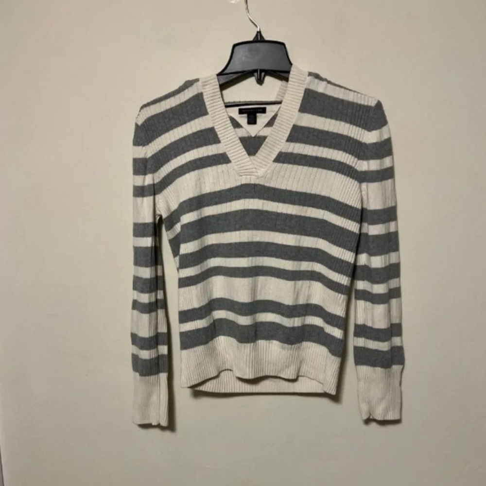 Tommy Hilfiger Sweater with Hood - Picture 1 of 1